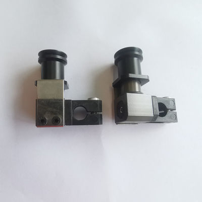 เหล็ก G2.028.010 ตัวดูดยางพลาสติก SM52 PM52 Heidelberg Offset Press Supplies