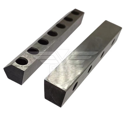 ความยาว 105 มม SKD-11 Blades สําหรับเครื่องติดป้ายขวดด้วยความเร็ว 1000 รอบ / นาที