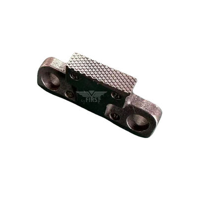 แผ่นรองกริปเปอร์สีเงินเข้ม TC.011.920 สำหรับเครื่อง Heidelberg XL ที่มีความหนามาตรฐาน
