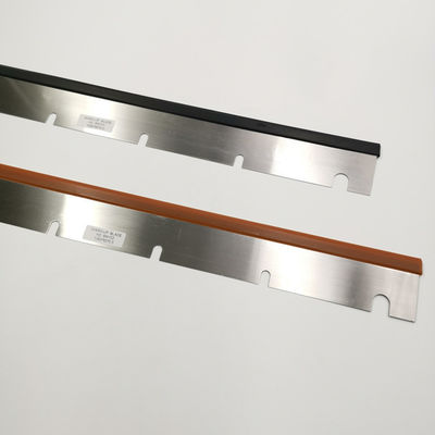 11 U Holes 41.010.180 Heidelberg Rubber Wash Up Blades SM/CD102 อะไหล่เครื่องพิมพ์