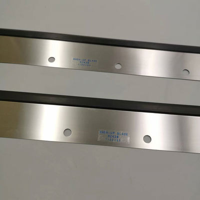 ใบมีด Washup สีเงิน 11 รู Roland 1100x65x0.5mm Heidelberg Press Parts